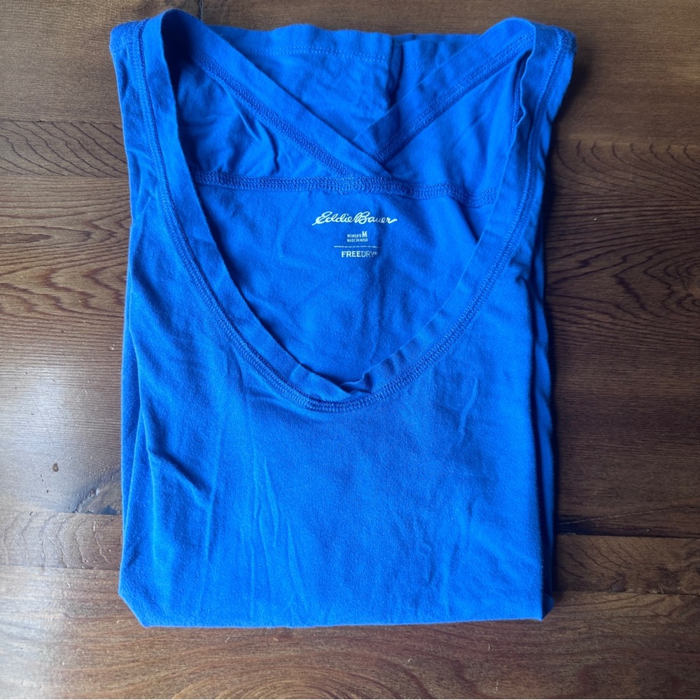 Women's Tempo Light Tank Top - Eddie Bauer size Med - Royal blue